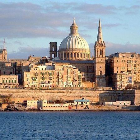 Luxe Apartment With Valletta And Harbour Views Sliema Eksteriør billede