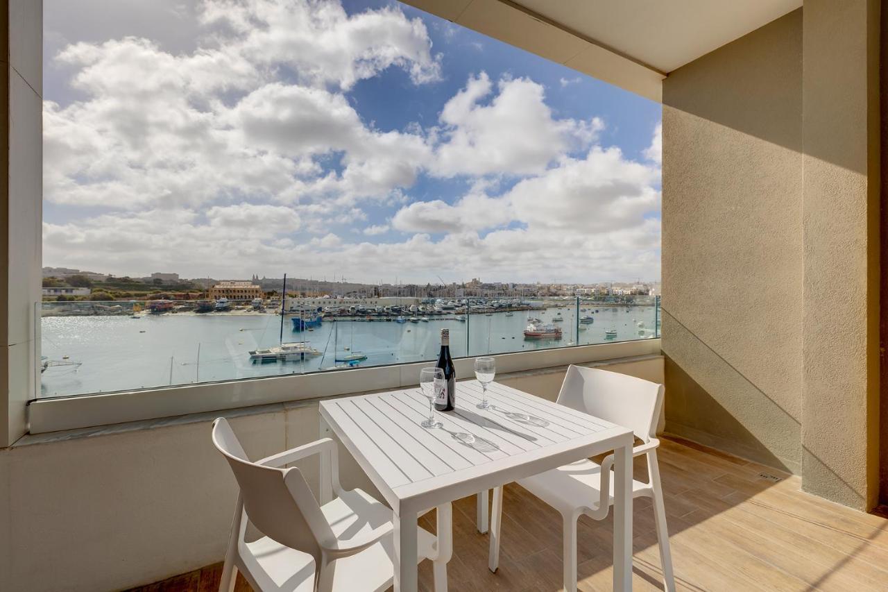 Luxe Apartment With Valletta And Harbour Views Sliema Eksteriør billede